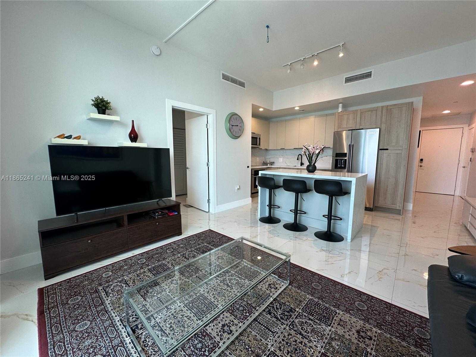 Small Image of 950 BRICKELL BAY DR #5106, Miami Number 13