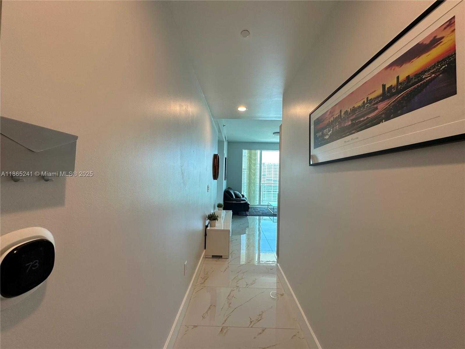 Small Image of 950 BRICKELL BAY DR #5106, Miami Number 44