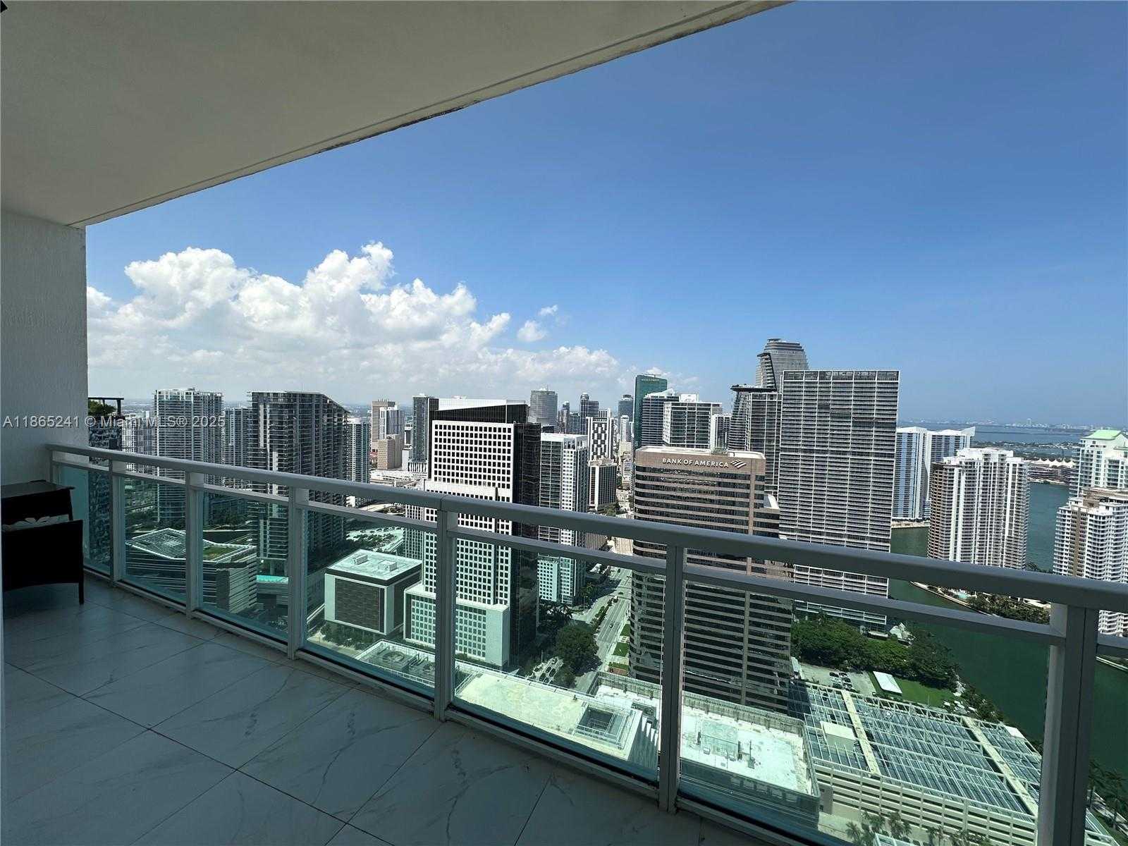 Small Image of 950 BRICKELL BAY DR #5106, Miami Number 46