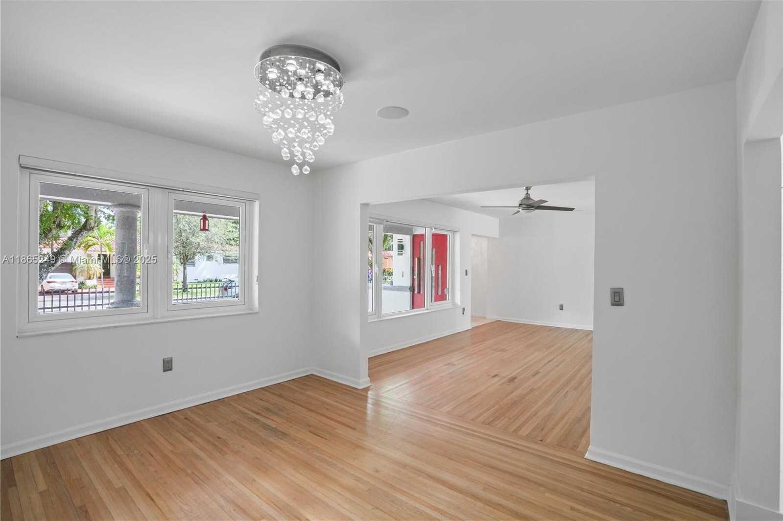 Small Image of 1436 MANTUA #None, Coral Gables Number 15