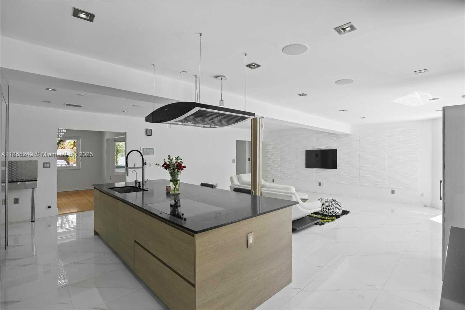 Small Image of 1436 MANTUA #None, Coral Gables Number 18