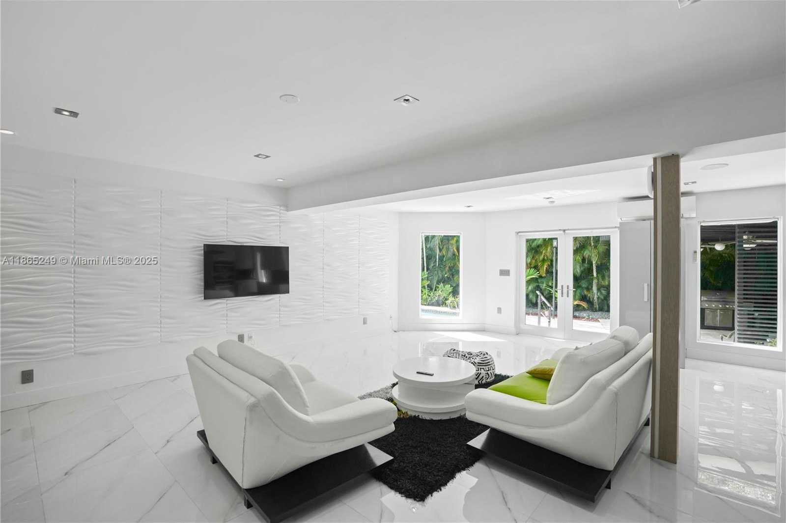 Small Image of 1436 MANTUA #None, Coral Gables Number 24