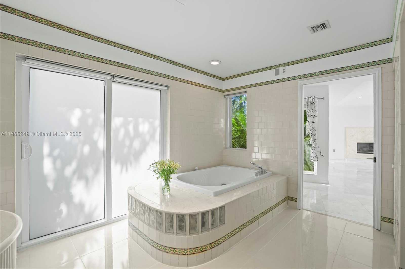 Small Image of 1436 MANTUA #None, Coral Gables Number 39
