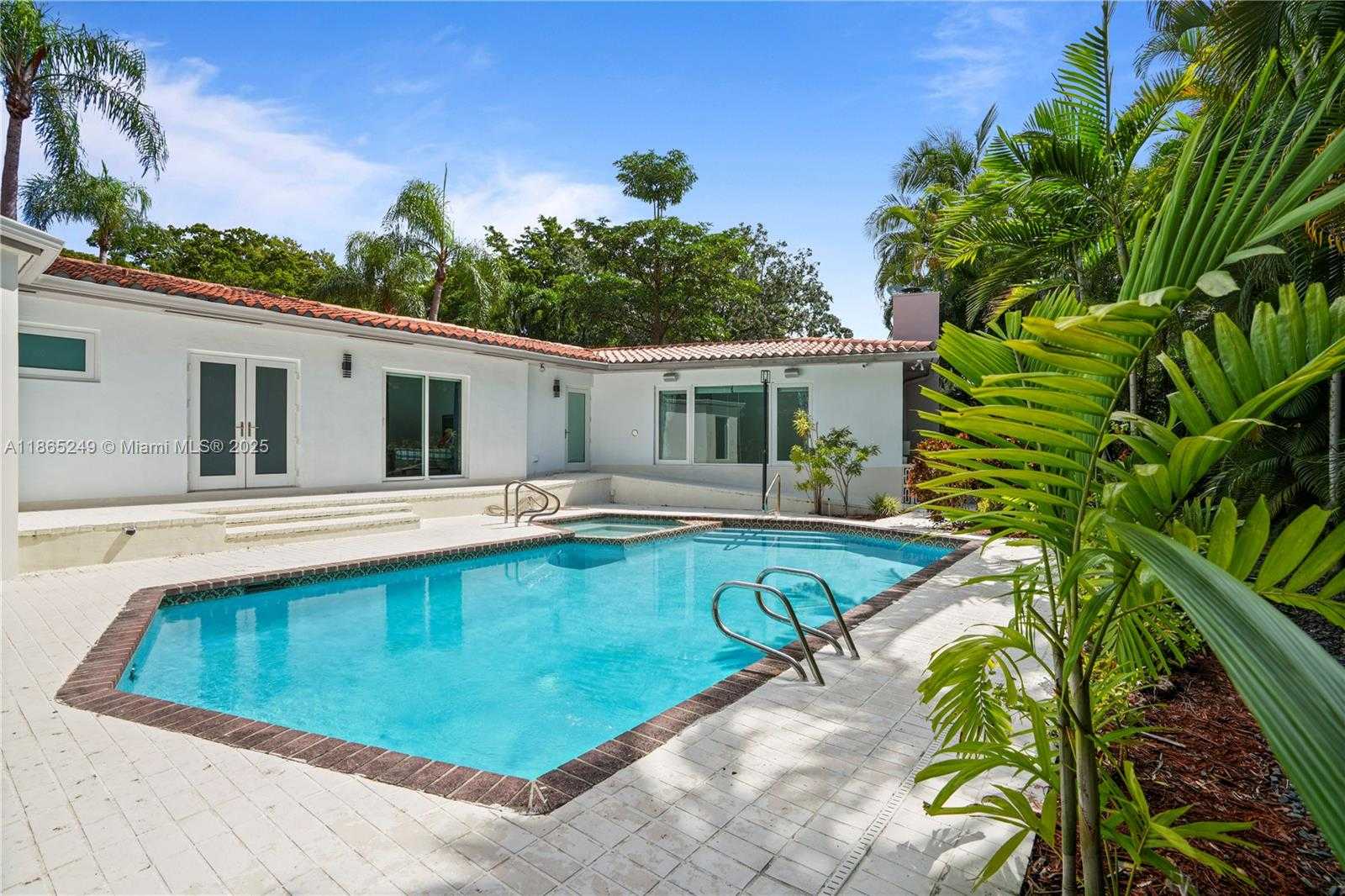Small Image of 1436 MANTUA #None, Coral Gables Number 41