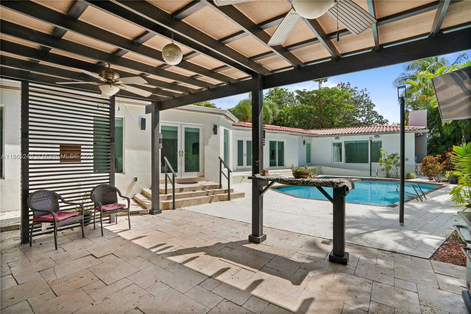 Small Image of 1436 MANTUA #None, Coral Gables Number 42