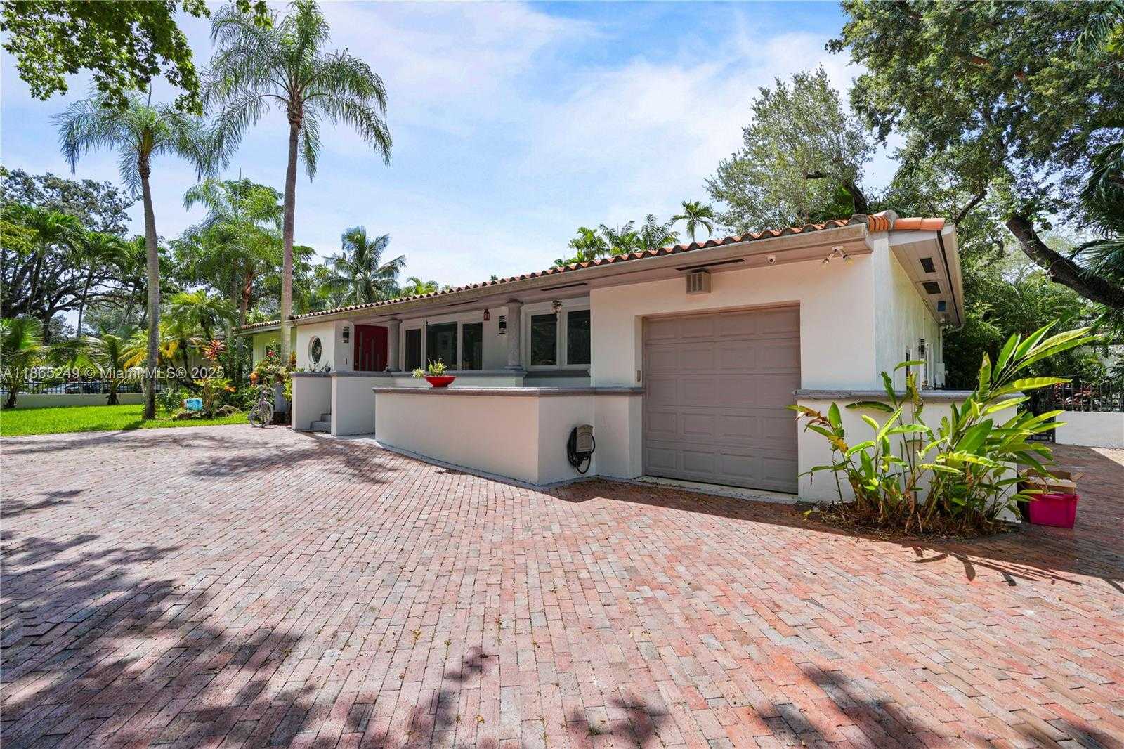 Small Image of 1436 MANTUA #None, Coral Gables Number 5