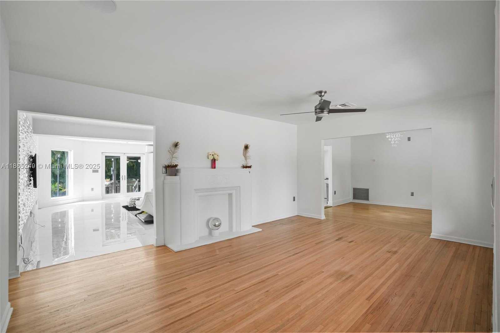 Small Image of 1436 MANTUA #None, Coral Gables Number 9