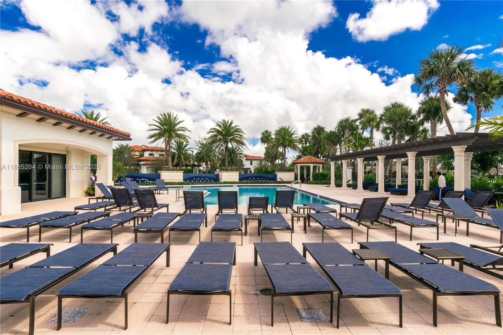 Small Image of 1281 SOUTH WEST 113TH WAY #1281, Pembroke Pines Number 37