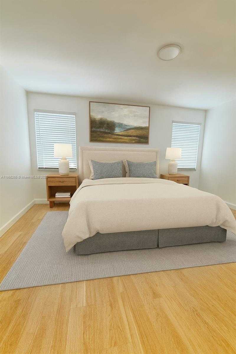 Small Image of 11637 SOUTH WEST 117TH CT, Miami Number 4