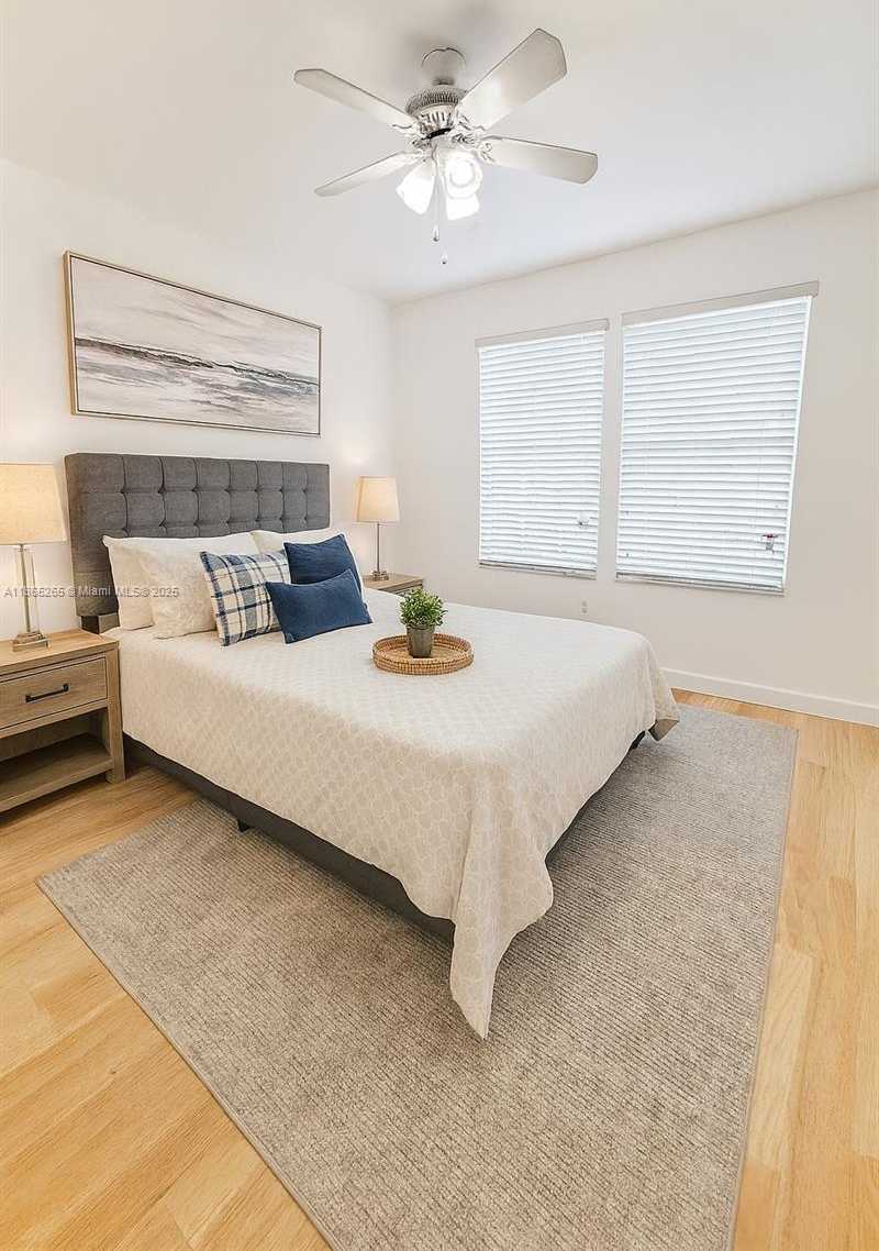 Small Image of 11637 SOUTH WEST 117TH CT, Miami Number 6