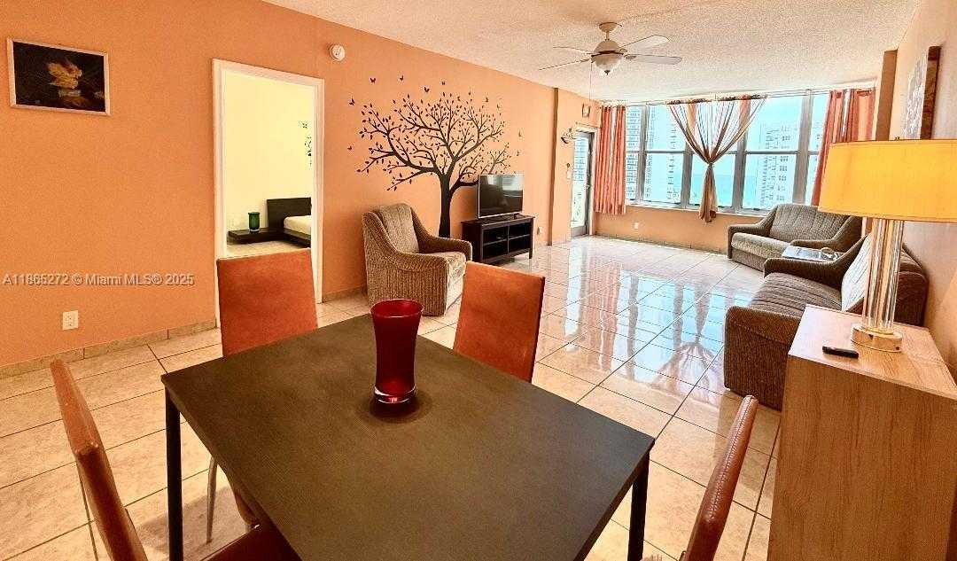 Small Image of 1817 SOUTH OCEAN DR #PH27, Hallandale Beach Number 23