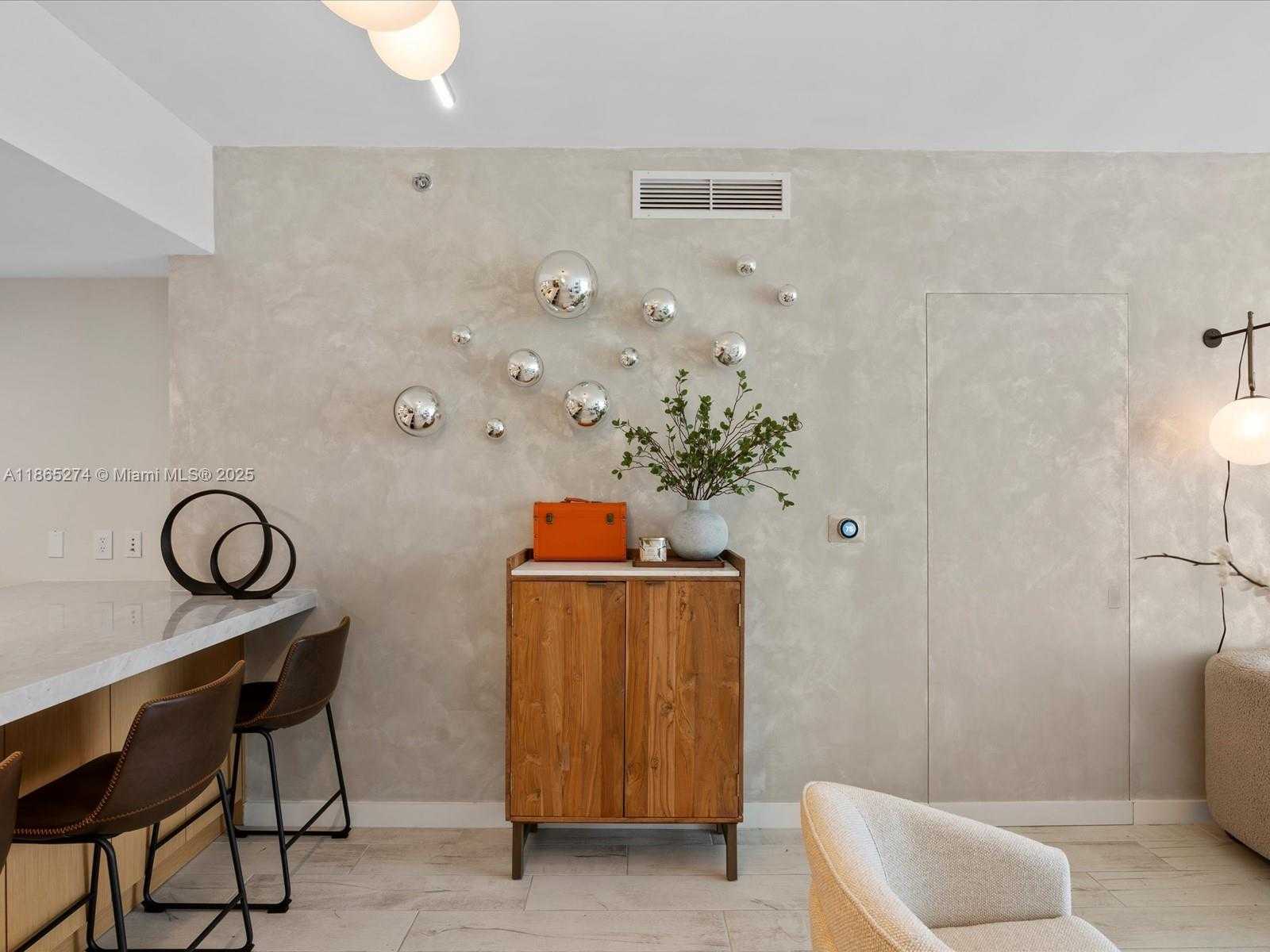 Small Image of 465 BRICKELL AVE #4905, Miami Number 10