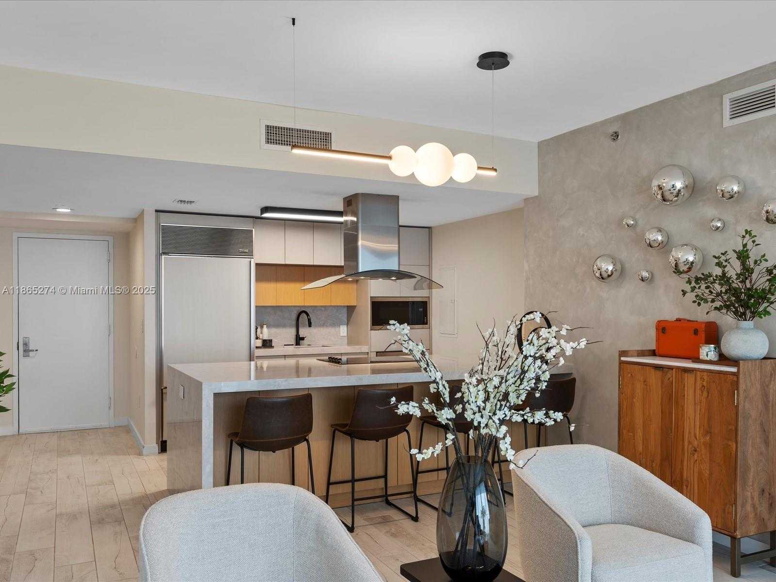 Small Image of 465 BRICKELL AVE #4905, Miami Number 11