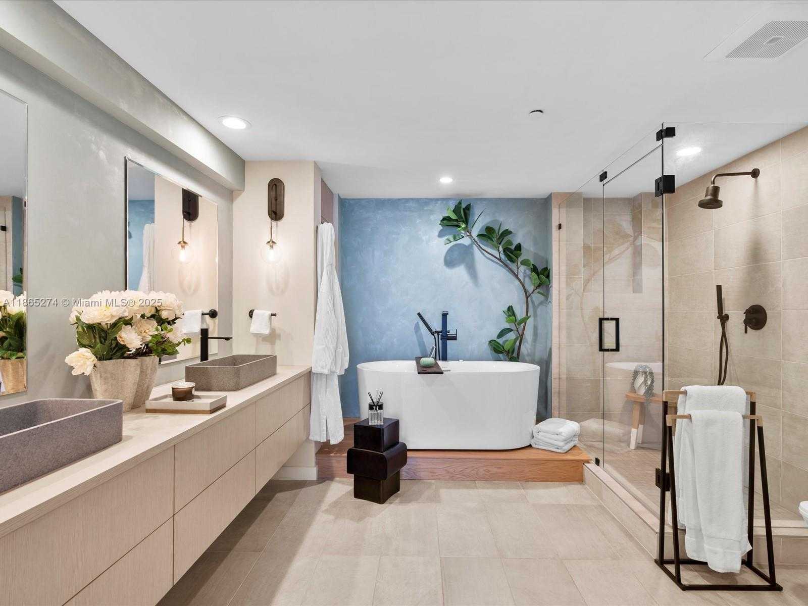 Small Image of 465 BRICKELL AVE #4905, Miami Number 30