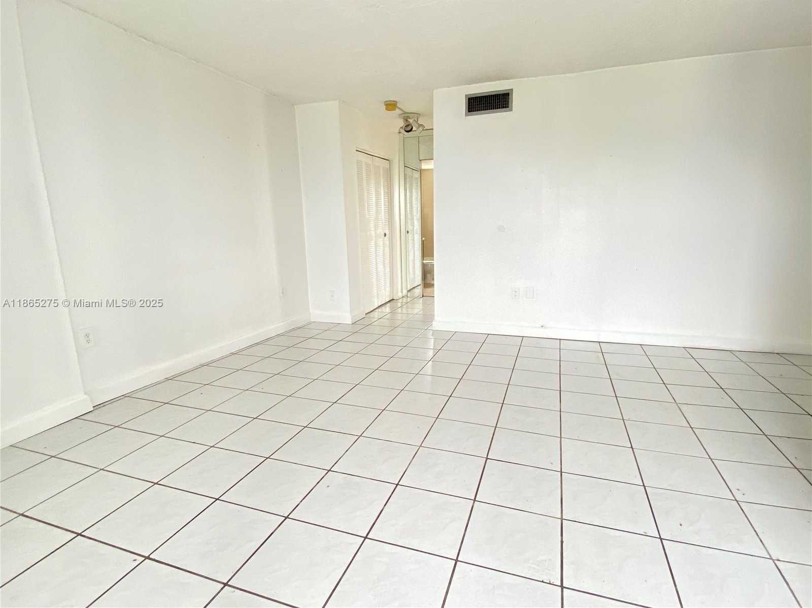 Small Image of 1655 WEST 44TH PL #511, Hialeah Number 6