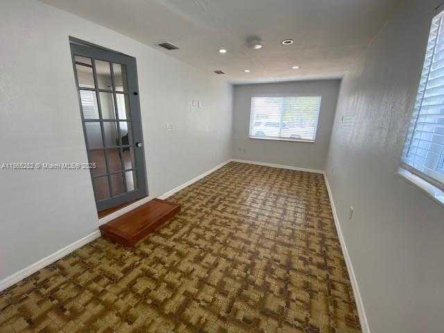 Small Image of 3031 SOUTH WEST 4TH ST, Miami Number 12