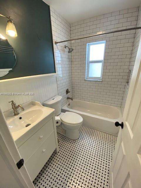 Small Image of 3031 SOUTH WEST 4TH ST, Miami Number 13