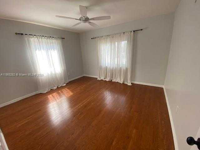 Small Image of 3031 SOUTH WEST 4TH ST, Miami Number 15