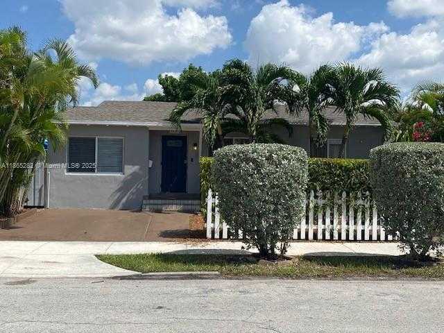 Small Image of 3031 SOUTH WEST 4TH ST, Miami Number 2