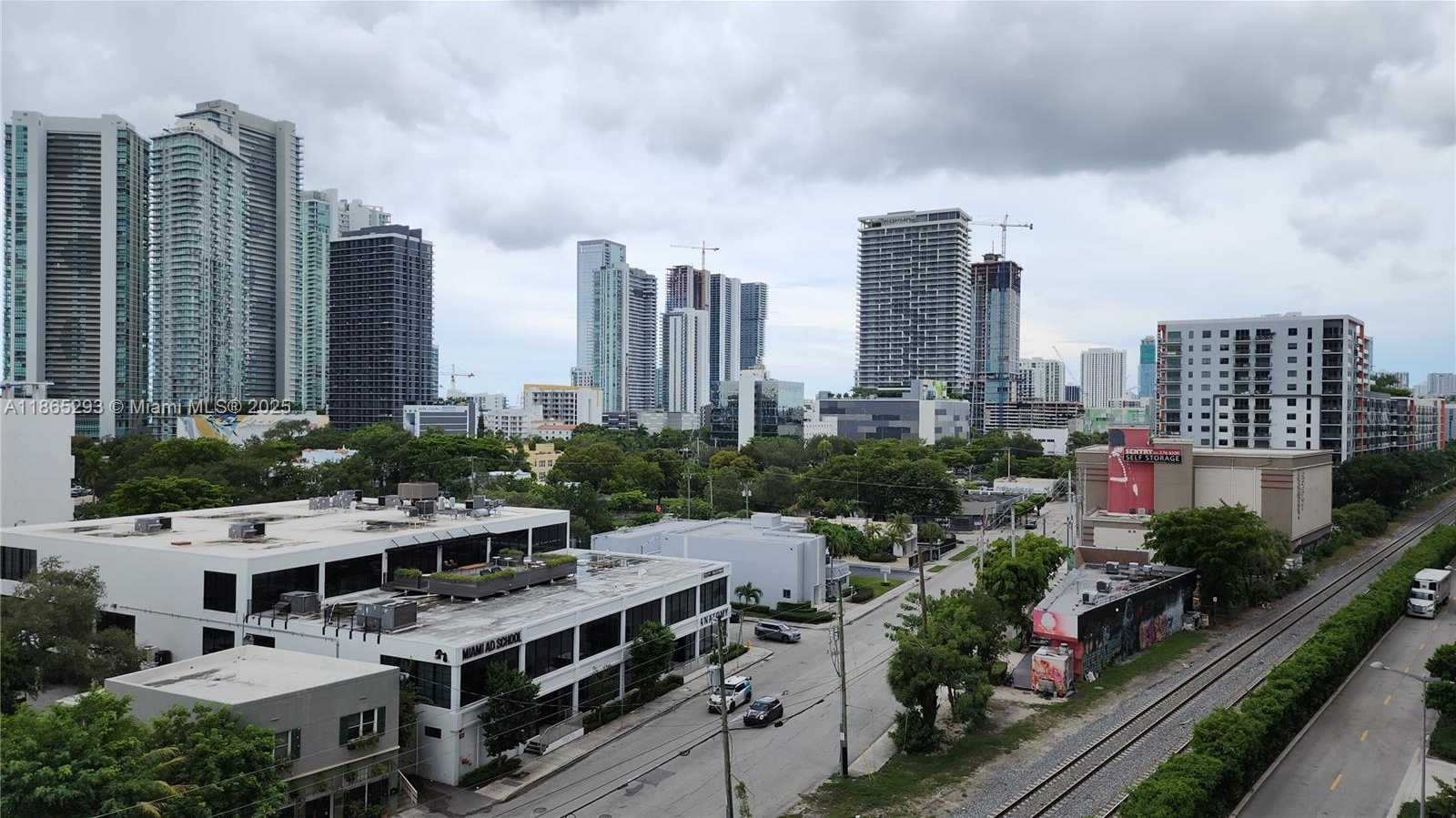 Small Image of 3470 EAST COAST AVE #H1106, Miami Number 19