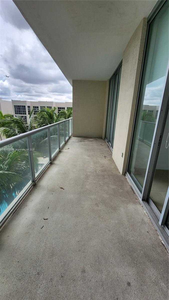 Small Image of 3470 EAST COAST AVE #H1106, Miami Number 9