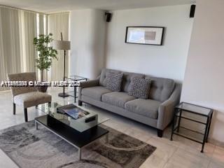 Small Image of 1717 NORTH BAYSHORE DR #3246, Miami Number 12