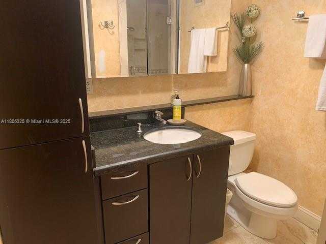 Small Image of 100 LINCOLN RD #1122, Miami Beach Number 4