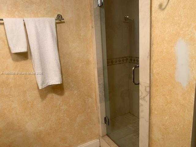 Small Image of 100 LINCOLN RD #1122, Miami Beach Number 5