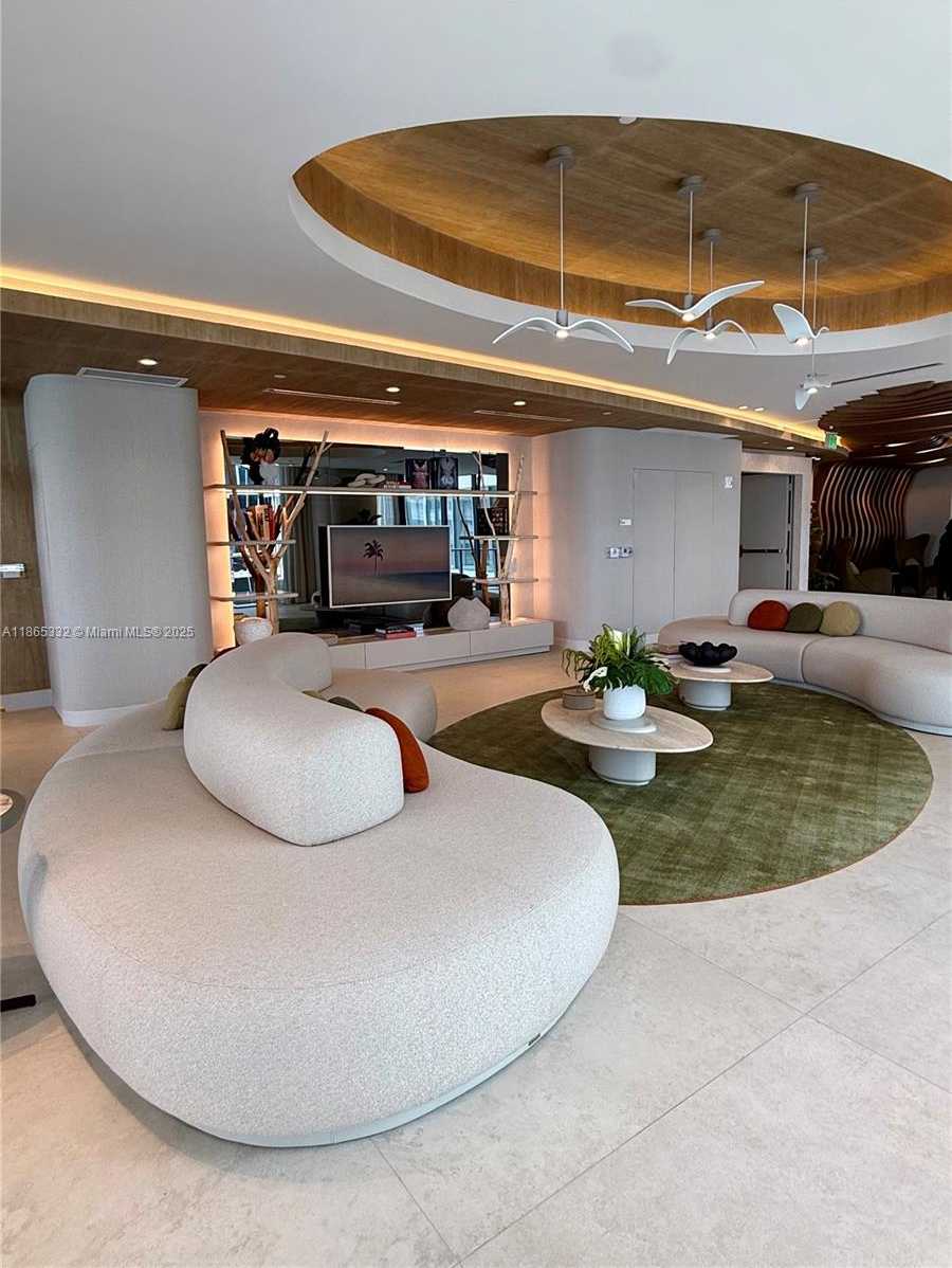 Small Image of 700 NORTH EAST 24TH ST #4303, Miami Number 5