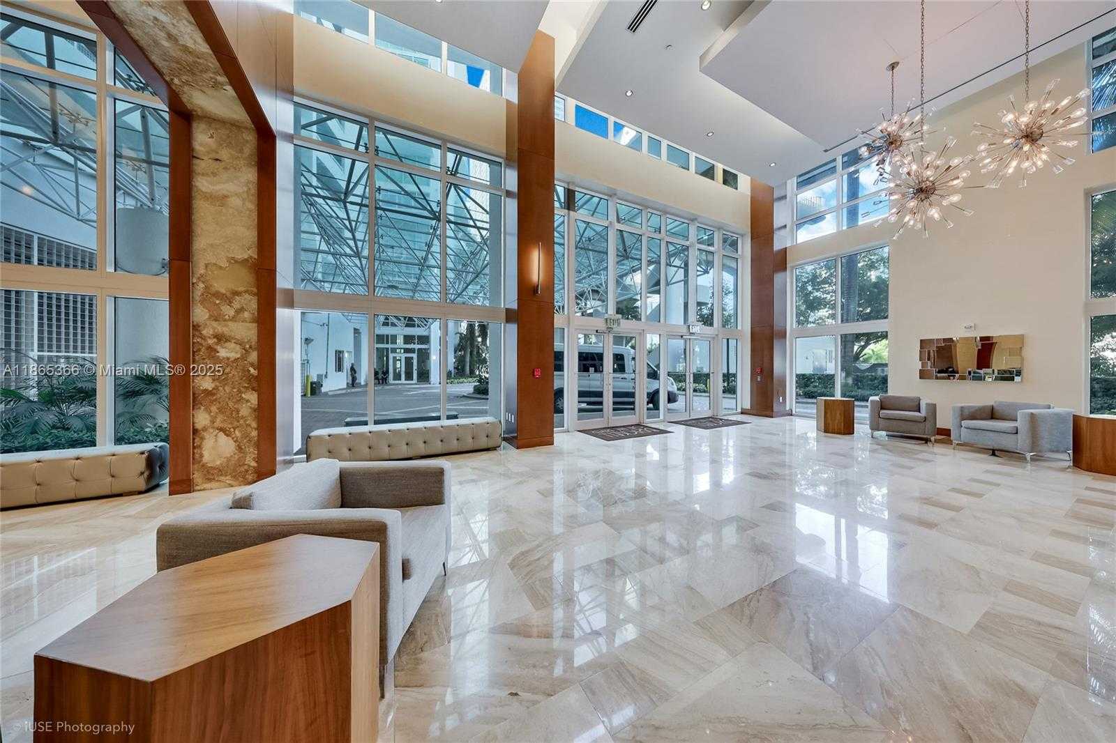 Small Image of 31 SOUTH EAST 5TH ST #3421, Miami Number 14