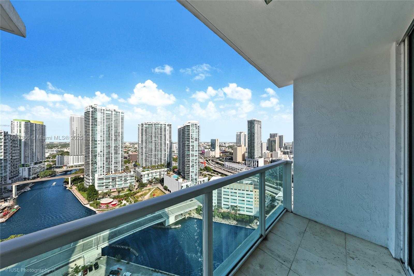 Small Image of 31 SOUTH EAST 5TH ST #3421, Miami Number 2