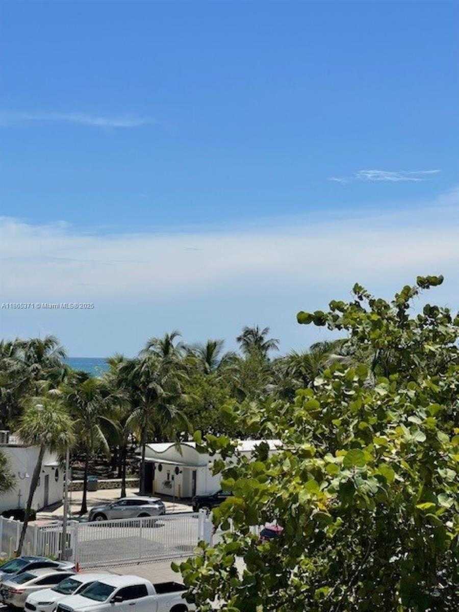 Small Image of Miami Beach Number 17