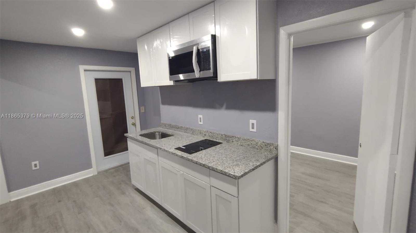 Small Image of 849 WEST 2ND ST #B, Riviera Beach Number 20