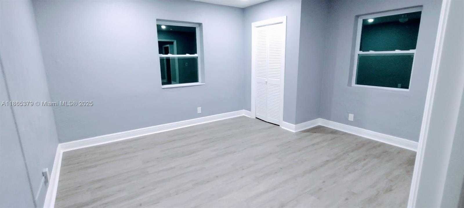 Small Image of 849 WEST 2ND ST #B, Riviera Beach Number 24