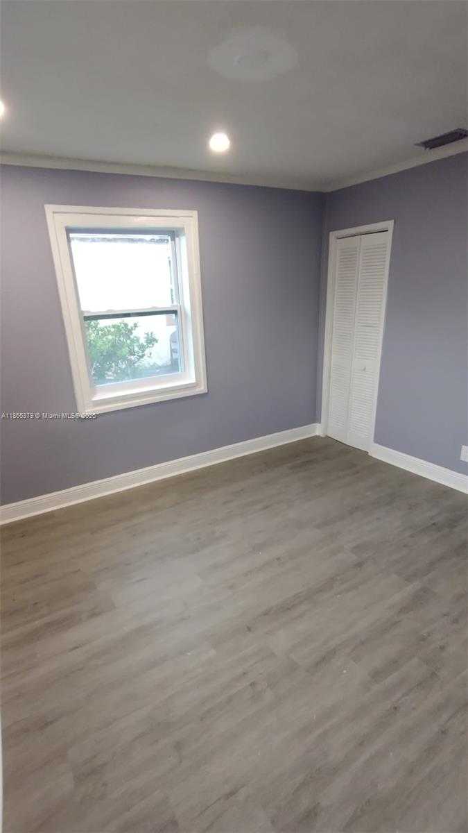 Small Image of 849 WEST 2ND ST #B, Riviera Beach Number 26
