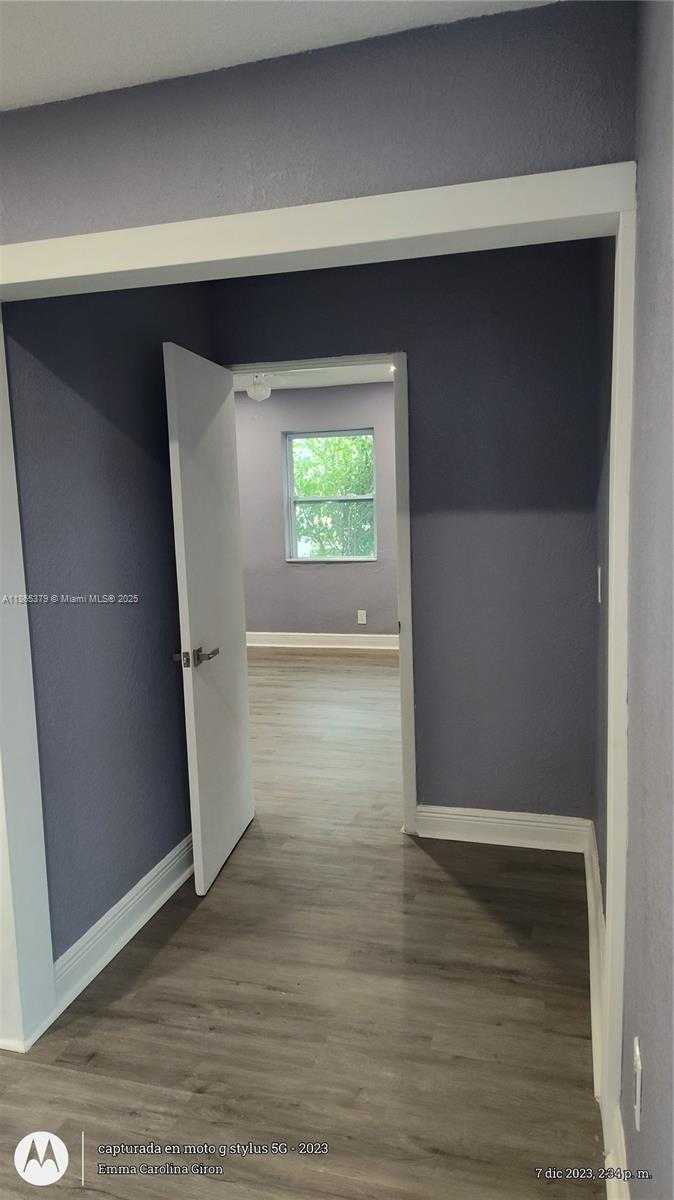 Small Image of 849 WEST 2ND ST #B, Riviera Beach Number 9