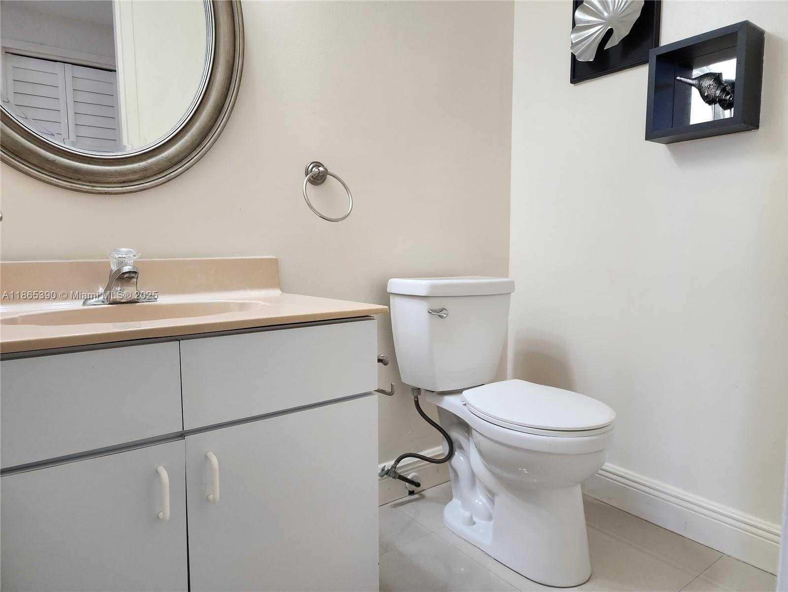 Small Image of 3505 SOUTH OCEAN DR #1217, Hollywood Number 11