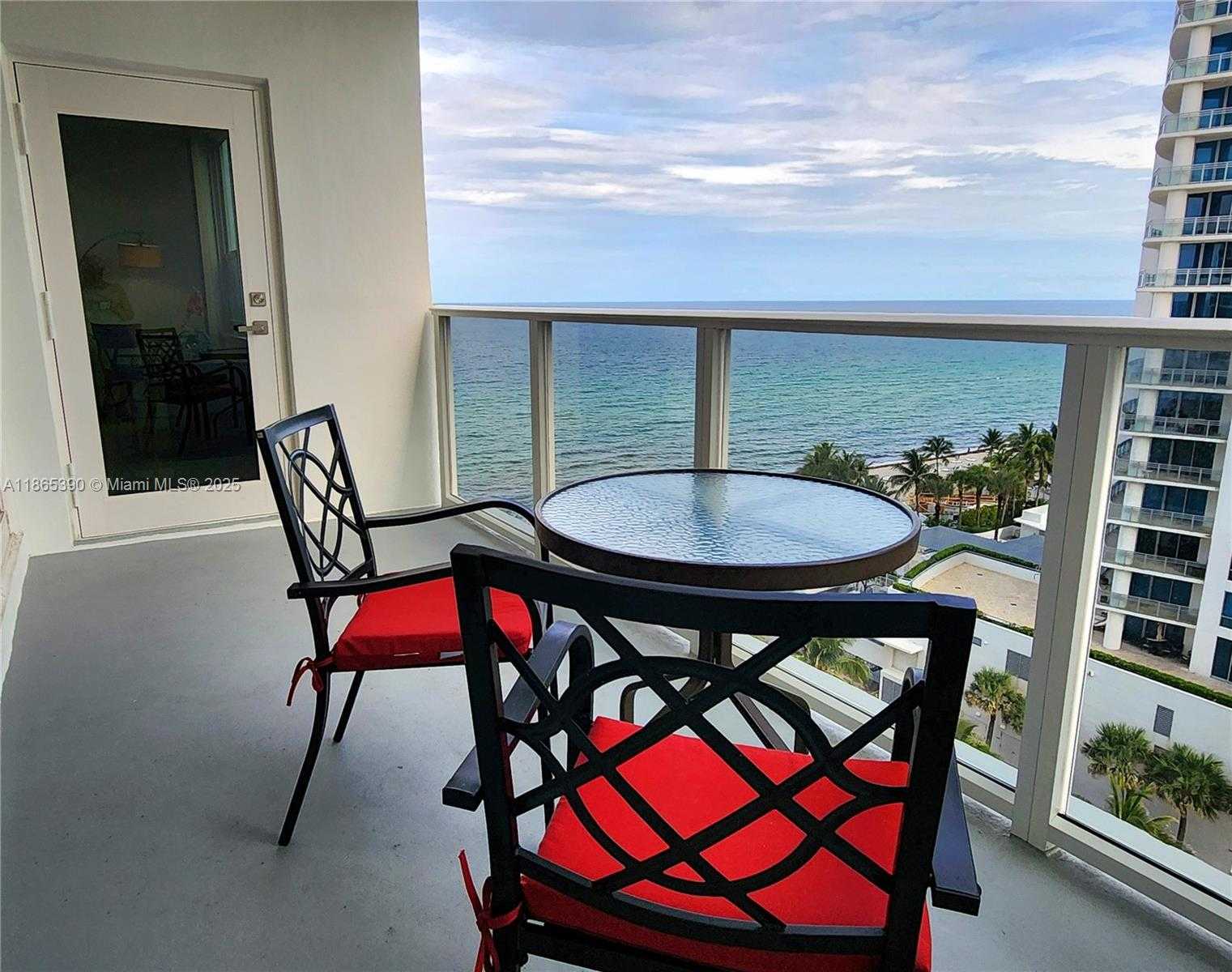 Small Image of 3505 SOUTH OCEAN DR #1217, Hollywood Number 2