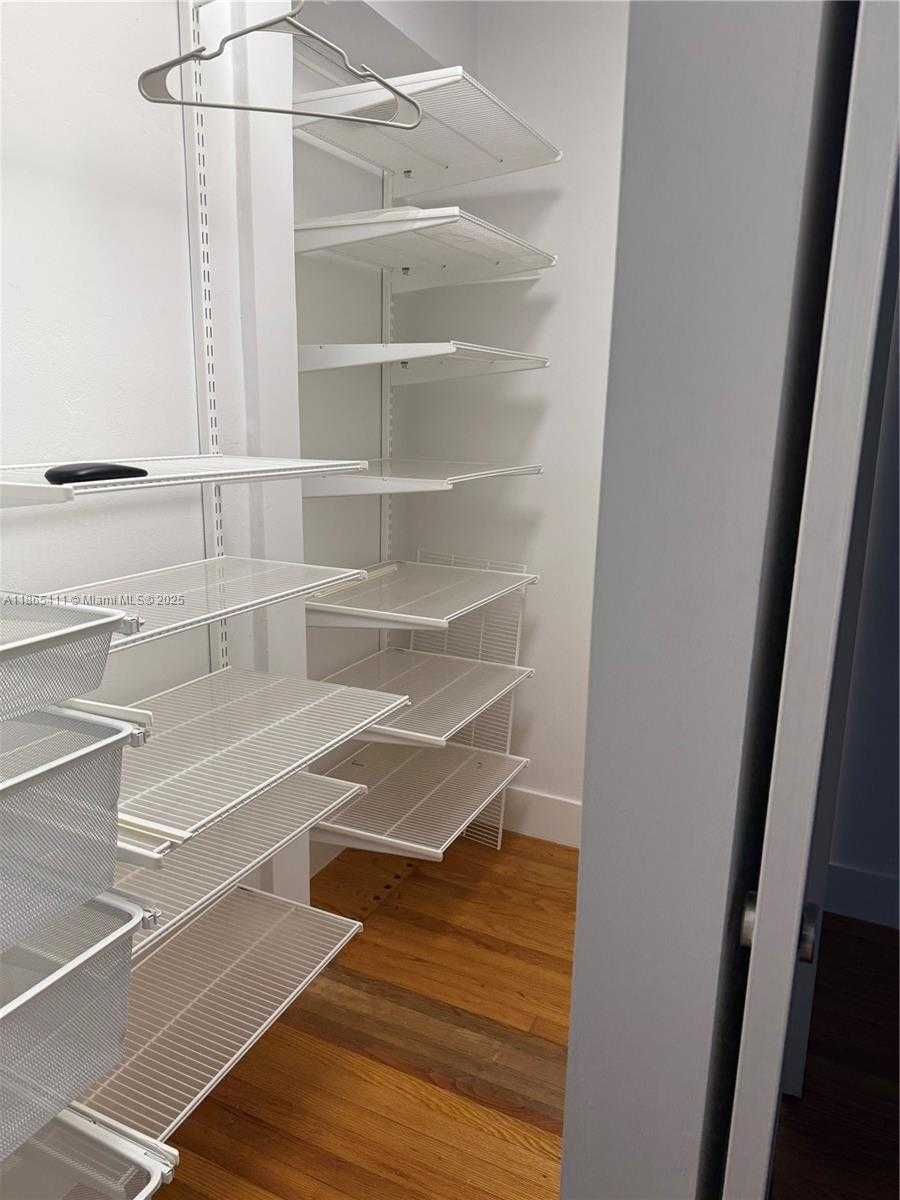 Small Image of 3618 PALMARITO ST, Coral Gables Number 33