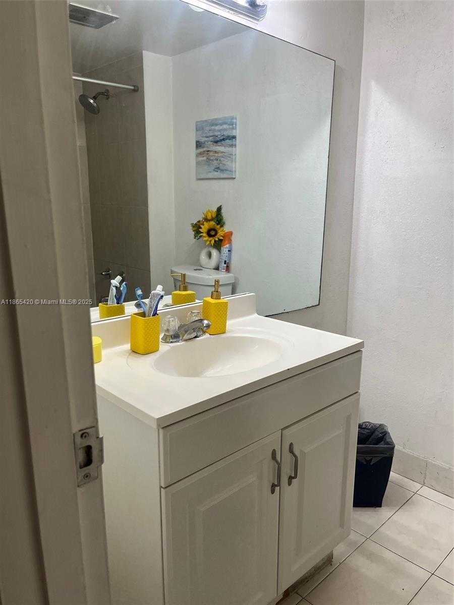 Small Image of 4640 NORTH WEST 79TH AVE #2A, Doral Number 11
