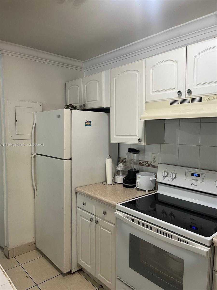 Small Image of 4640 NORTH WEST 79TH AVE #2A, Doral Number 4