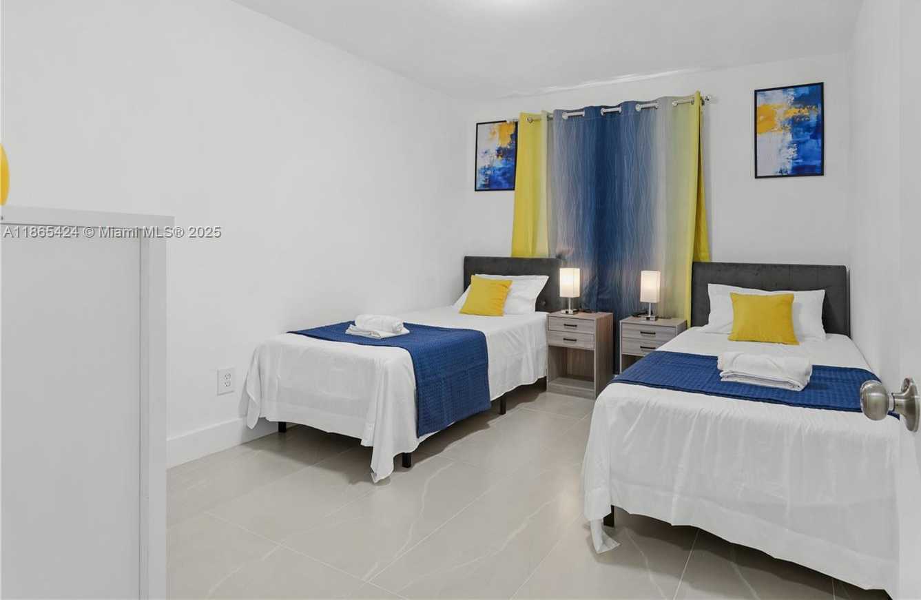 Small Image of 3880 NORTH WEST 5TH ST, Lauderhill Number 7