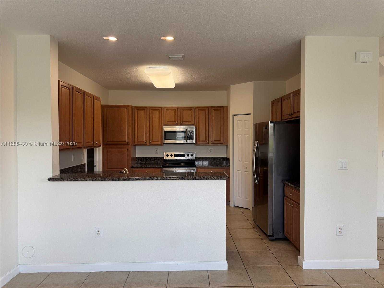 Small Image of 11482 NORTH WEST 69TH TER, Doral Number 18