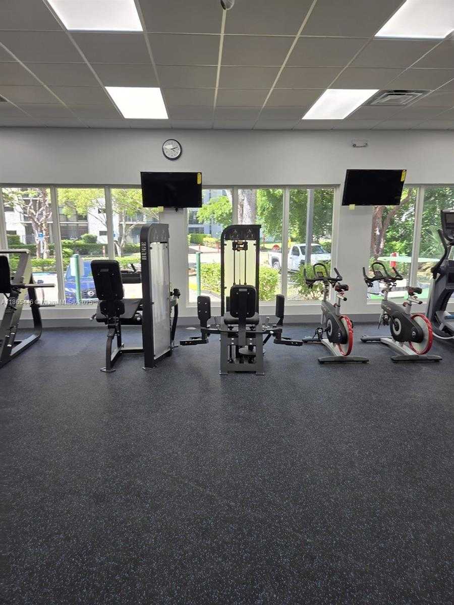 Small Image of 17021 NORTH BAY RD #329, Sunny Isles Beach Number 26