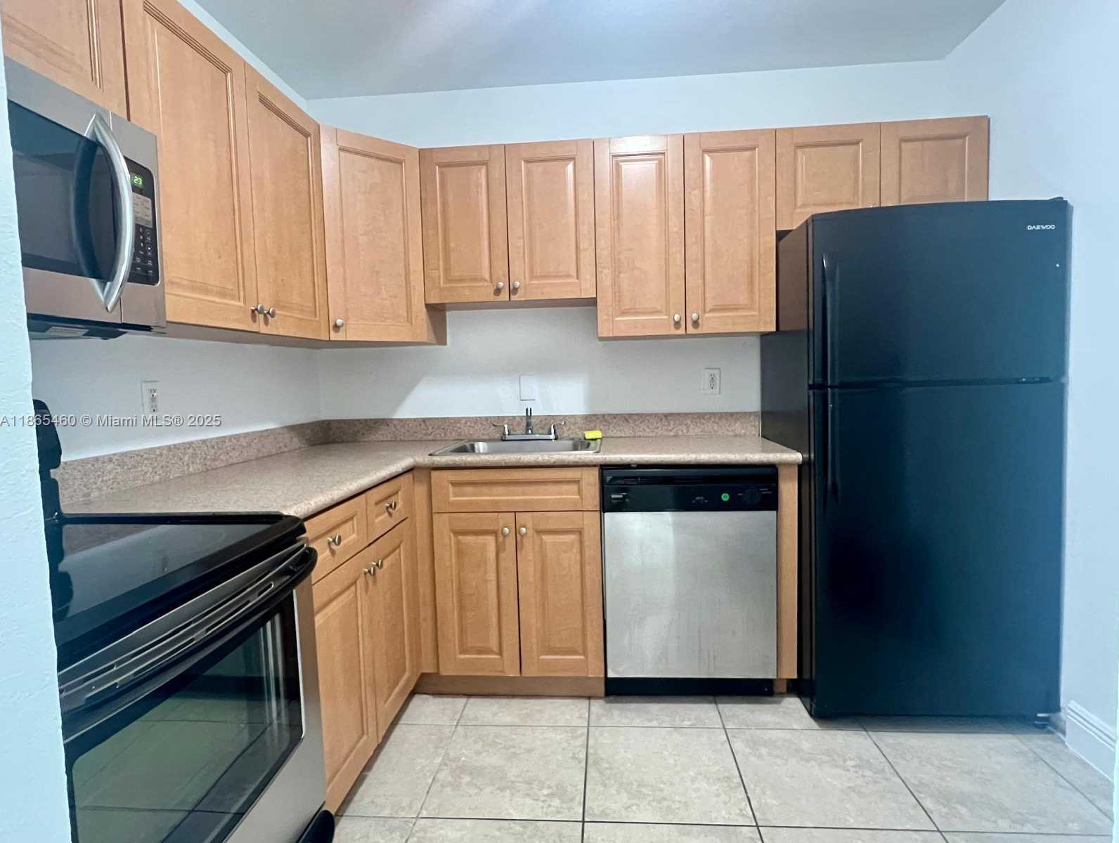 Small Image of 4810 NORTH WEST 79TH AVE #305, Doral Number 12