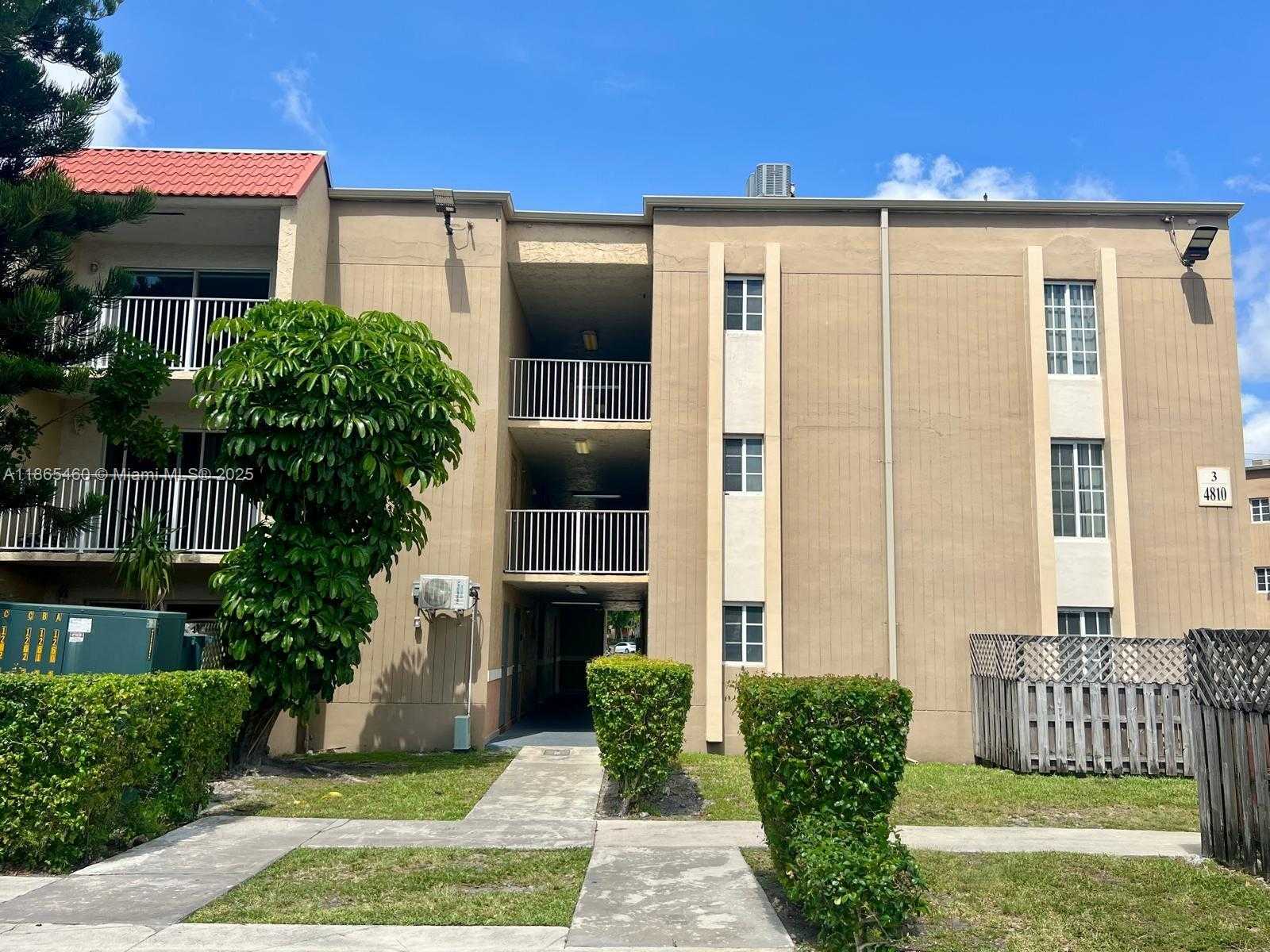 Small Image of 4810 NORTH WEST 79TH AVE #305, Doral Number 19