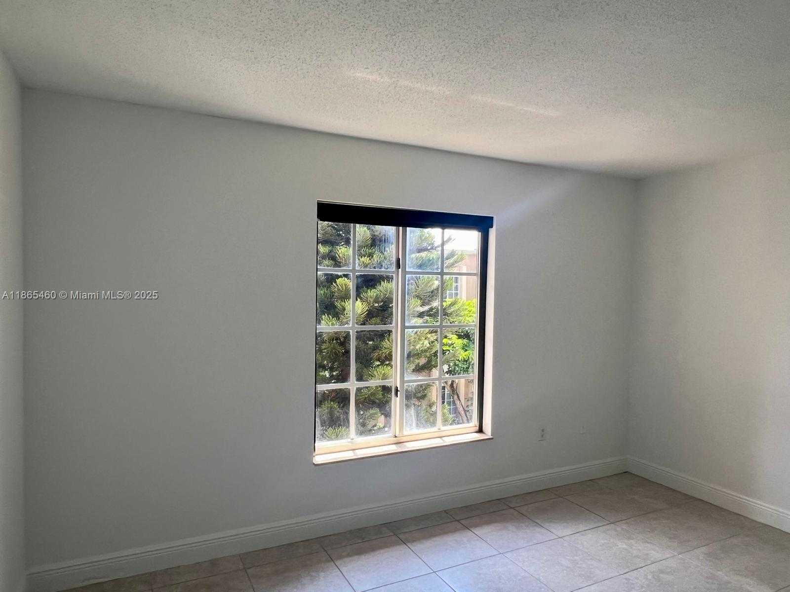 Small Image of 4810 NORTH WEST 79TH AVE #305, Doral Number 5