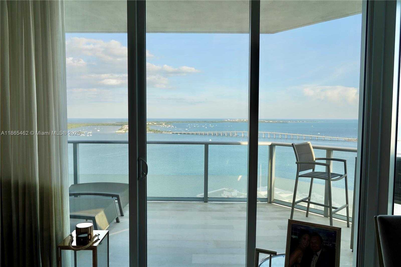 Small Image of 1300 BRICKELL BAY DR #3701, Miami Number 2