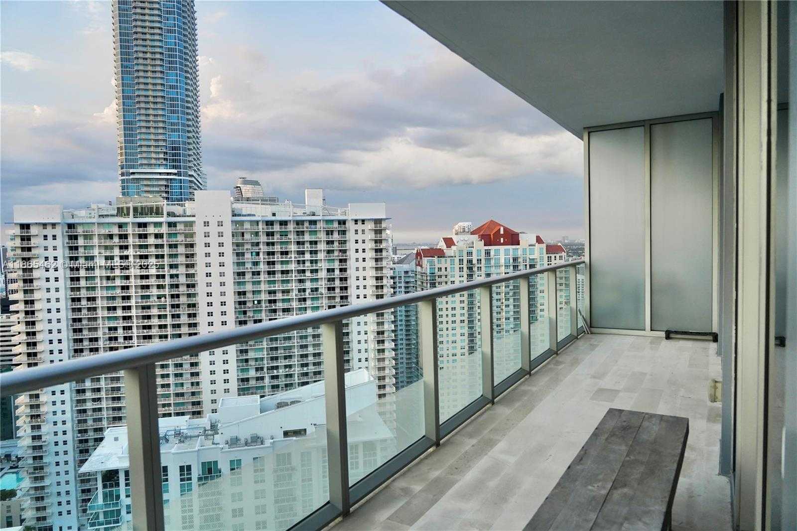 Small Image of 1300 BRICKELL BAY DR #3701, Miami Number 28