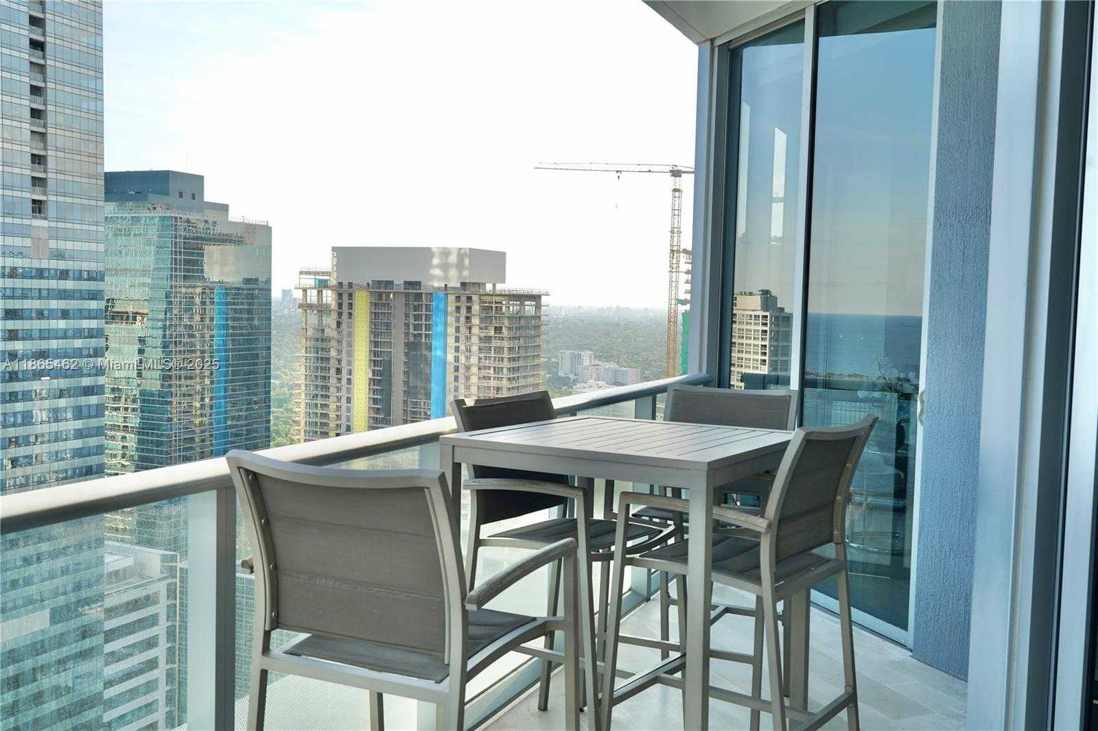 Small Image of 1300 BRICKELL BAY DR #3701, Miami Number 30